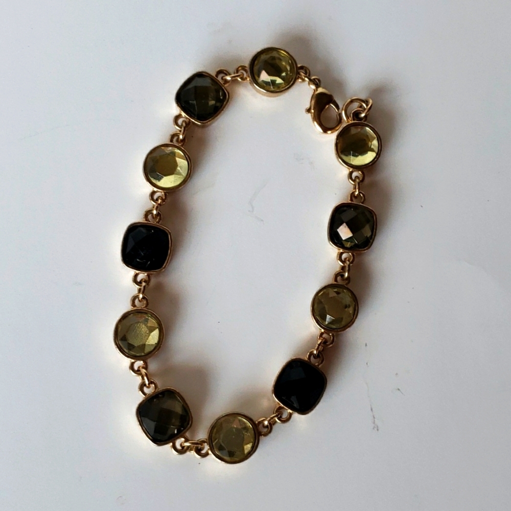 NWOT Lauren Conrad varied green stones goldtone clasp bracelet